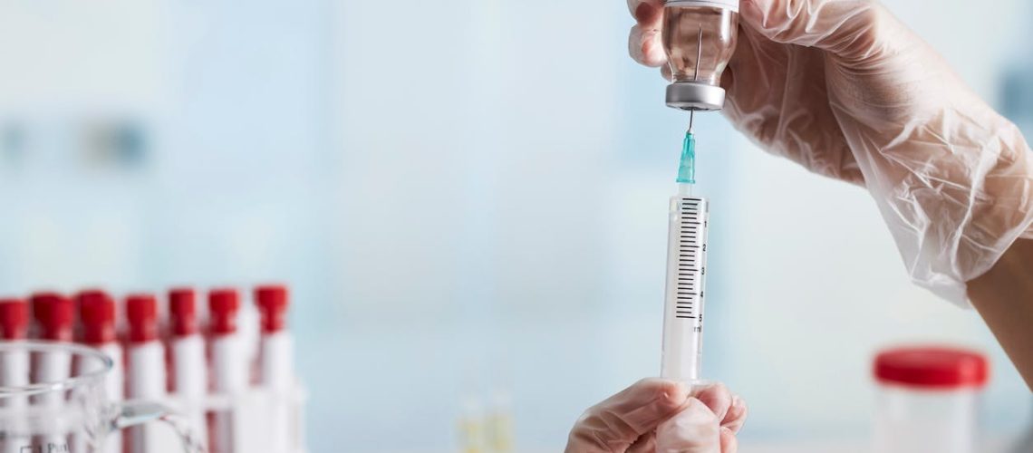 Vaccin Covid-19 : campagne de vaccination printemps 2025, qui est concerné ?